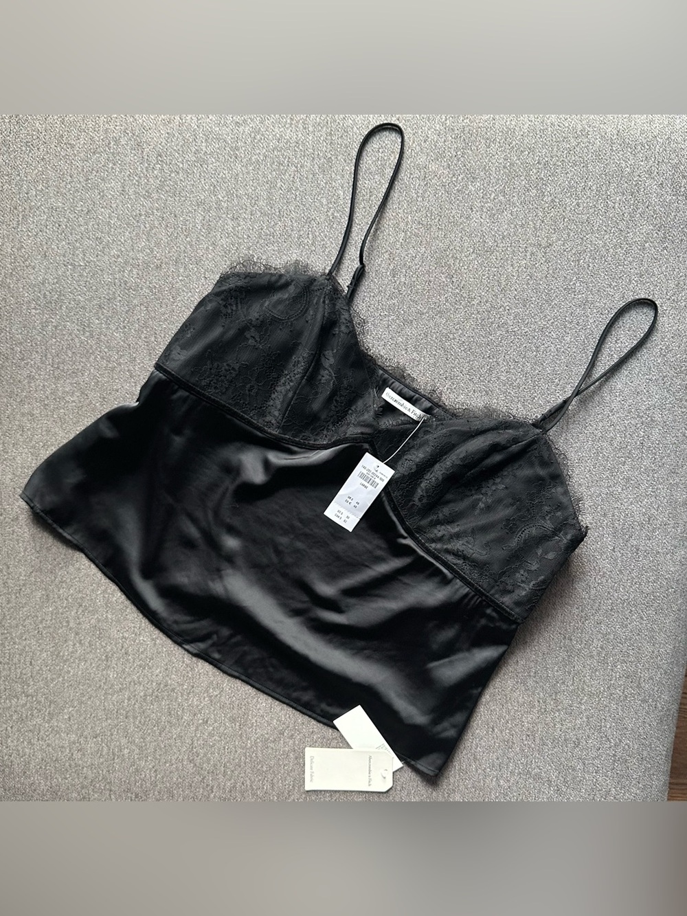 NWT Abercrombie & Fitch Lace Detail Black Tank Large